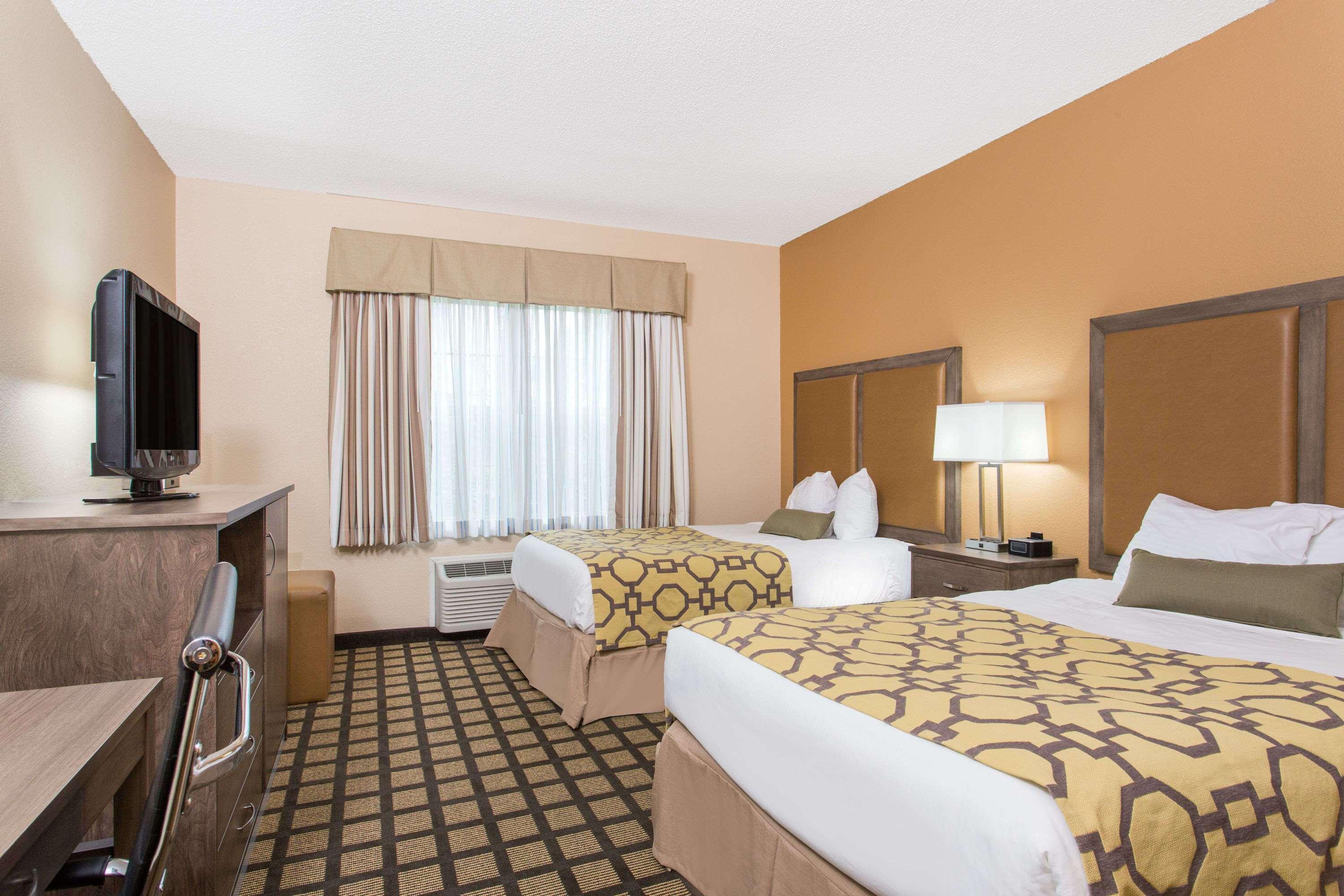 Hotel Baymont By Wyndham